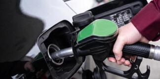 Kommentar Spritpreis-Wahnsinn und Autoindustrie am Abgrund