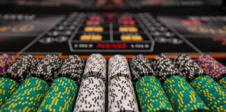 Poker, Roulette, Spielen
