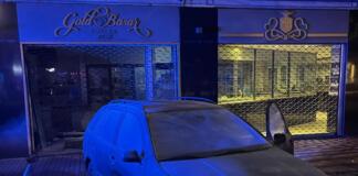 Einbruch mit Auto in Juweliergeschäft in Hamm