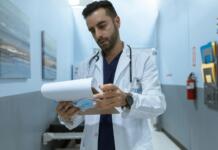 Moderne Allgemeinmedizin – warum Hausärzte heute eine Schlüsselrolle im Gesundheitssystem spielen Arzt, Medizin, Gesundheit