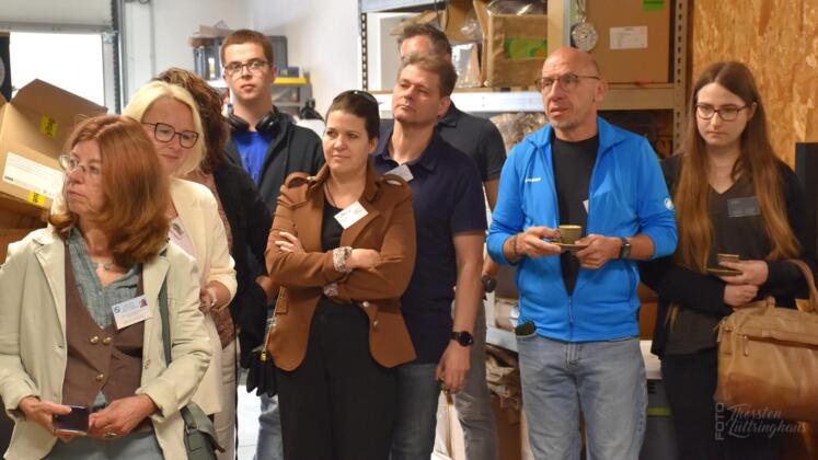 30 unternehmer zu gast in der mainzer kaffeemanufaktur 7