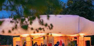WDC-Pavillon am Kochbrunnenplatz in Wiesbaden