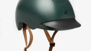 Decathlon ruft reithelm zurück - sicherheitsmängel im produkt