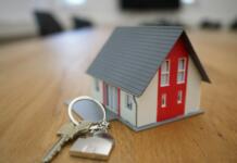 Zwischen Traumhaus und Risikoobjekt: Immogutachter Rheinmain warnt vor versteckten Schäden im Immobilienmarkt Haus, Immobilie, Gutachten