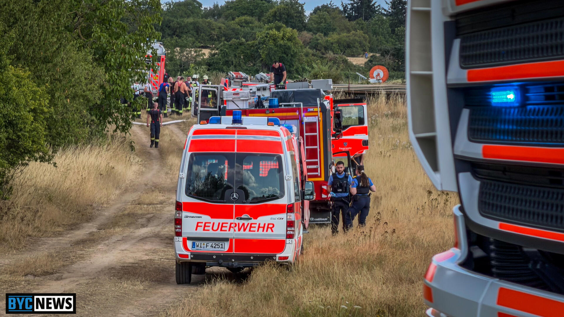 Dichte Rauchsäule über Mainz-Kastel nach Brand am Schmalweg