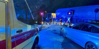 Schwerer Unfall mit Zug in Ratingen - Rettungskräfte mit Großaufgebot