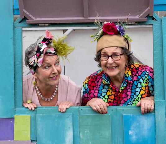 Alice Hoffmann und Bettina Koch