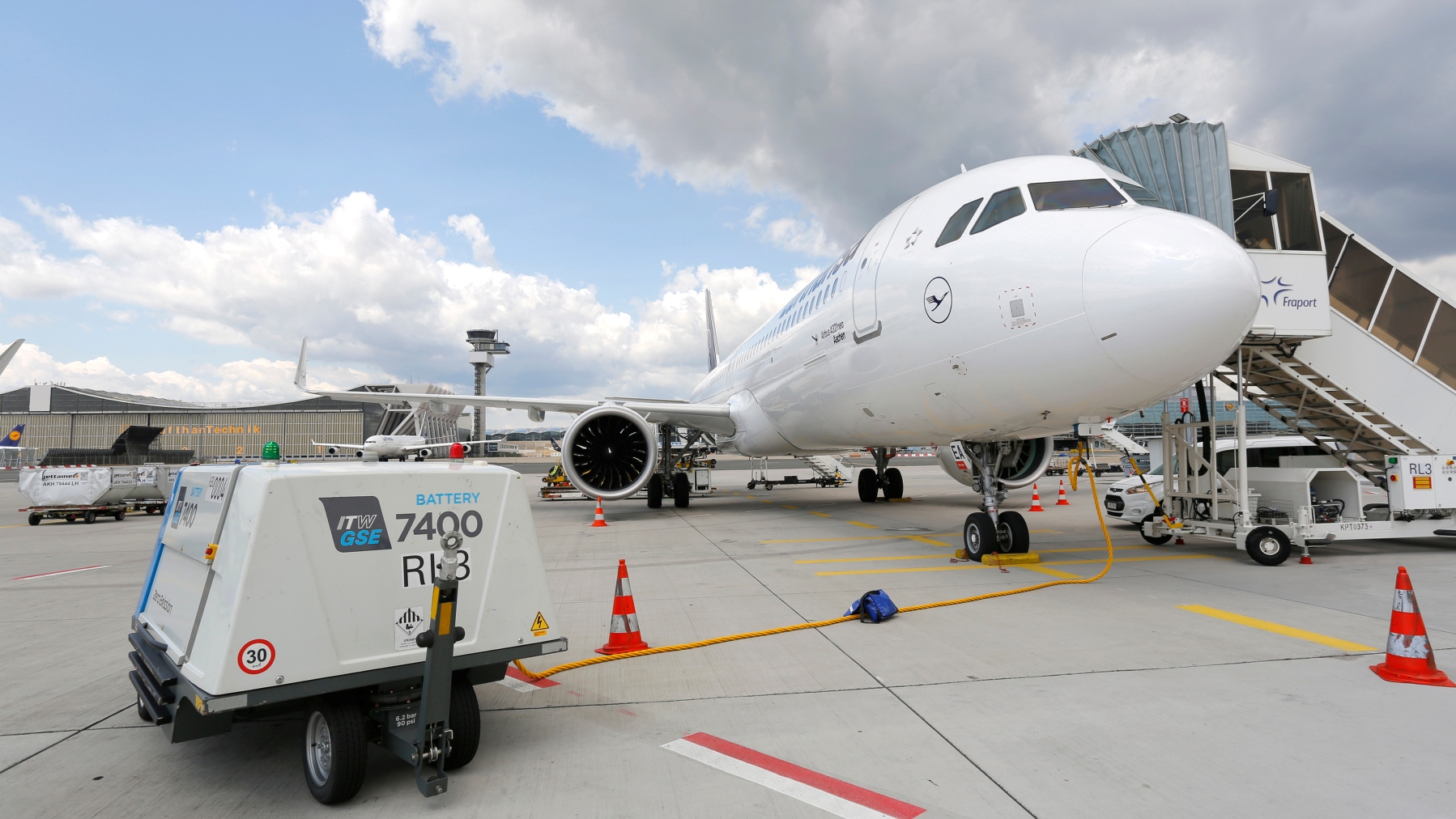 Bodenstromaggregat, Battery | Quelle: Fraport