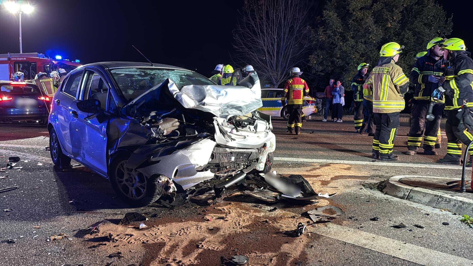 Verkehrsunfall auf B428: Vorfahrtsfehler führt zu schwerem Zusammenstoß