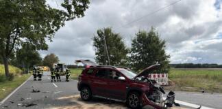 Schwerer Unfall in Aurich-Brockzetel fordert sieben Verletzte