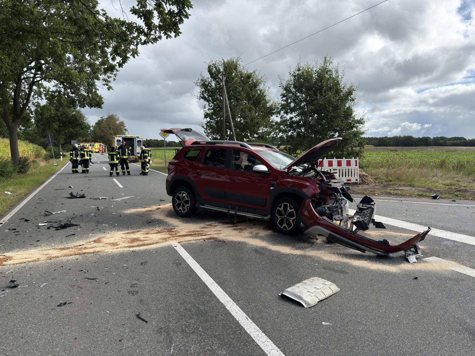 Schwerer Unfall in Aurich-Brockzetel fordert sieben Verletzte