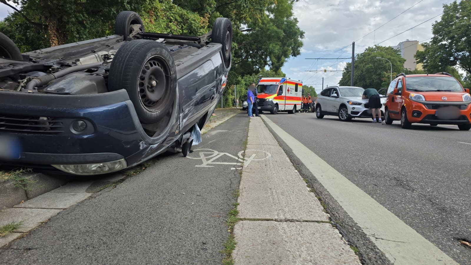 Unfall in der Mainzer Oberstadt | Foto: BYC-News | Thorsten Lüttringhaus